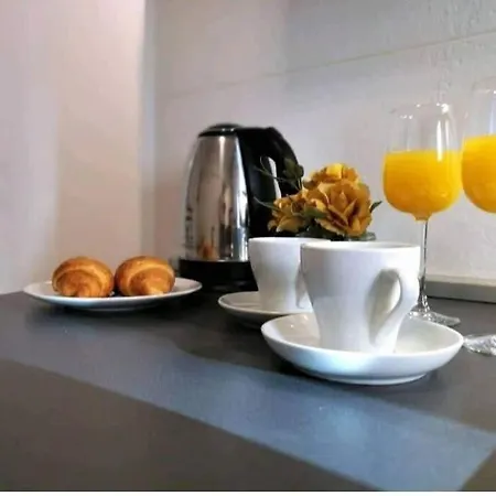 Near Colloseum 풀라